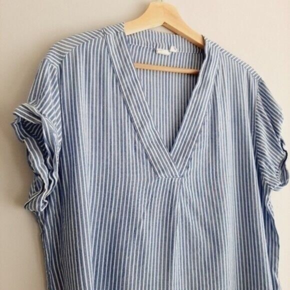 GAP Popover Short Sleeve V-Neck Blouse Blue & White Stripes Sz S - Picture 3 of 13